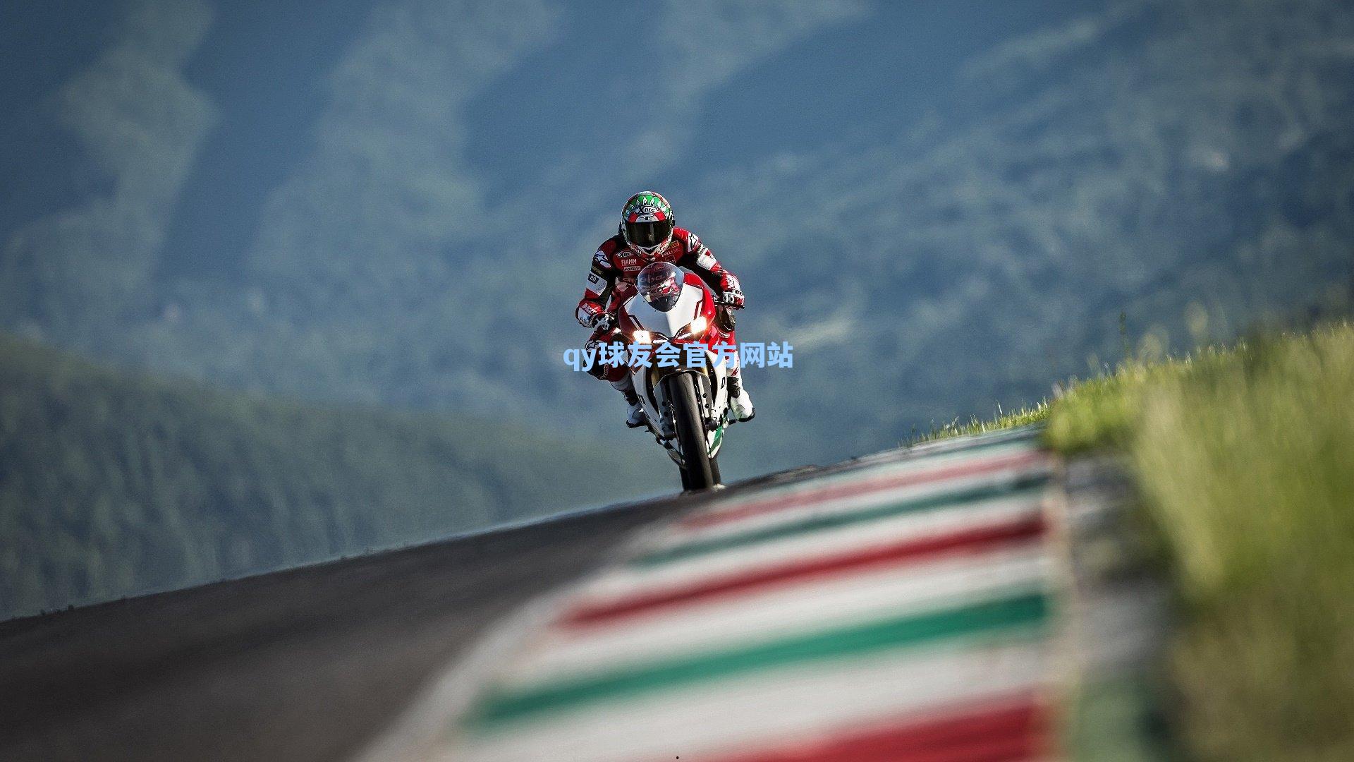 德转今夏转会评级出炉，红军银河战舰获盛赞，红蓝军团引援策略遭质疑